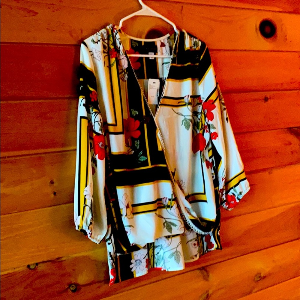 Ava and Aiden blouse